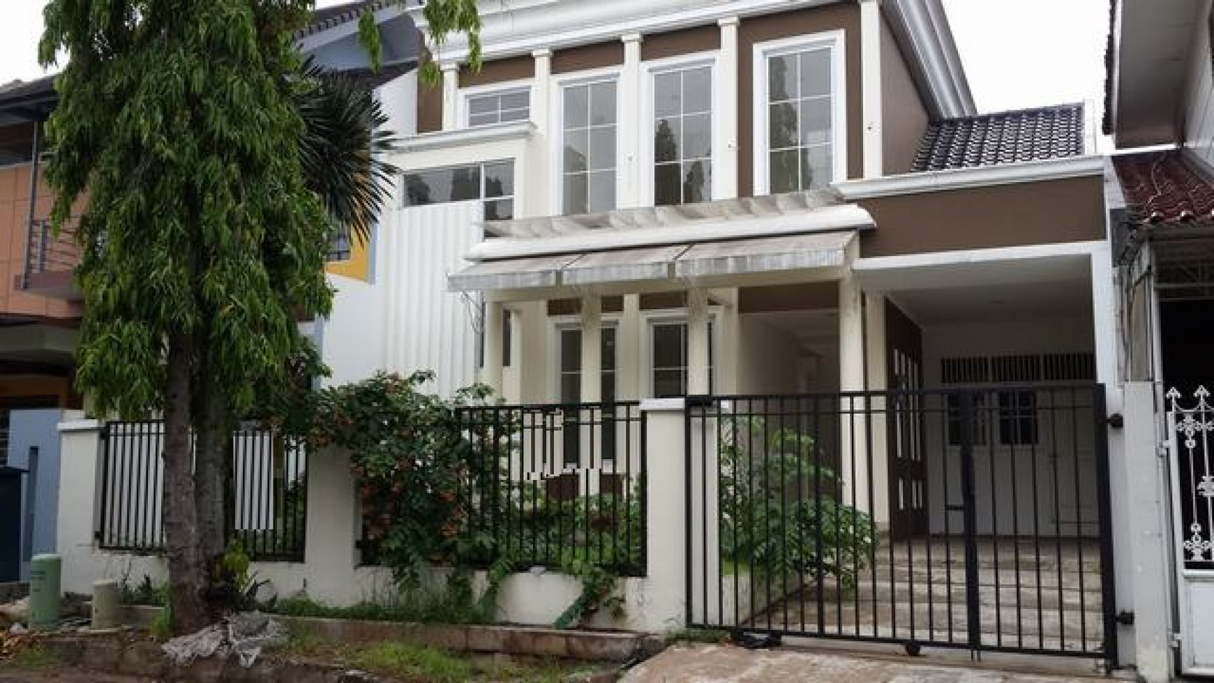 Dijual Rumah Modern Classic BSD Giri Loka Serpong Tangerang