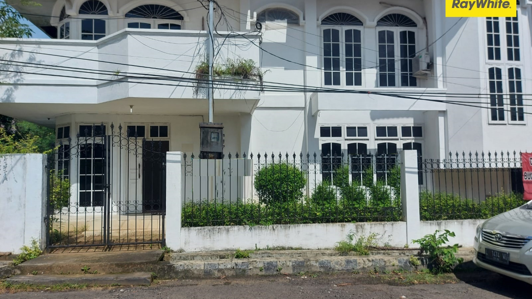 Rumah di Kencanasari Timur, Surabaya