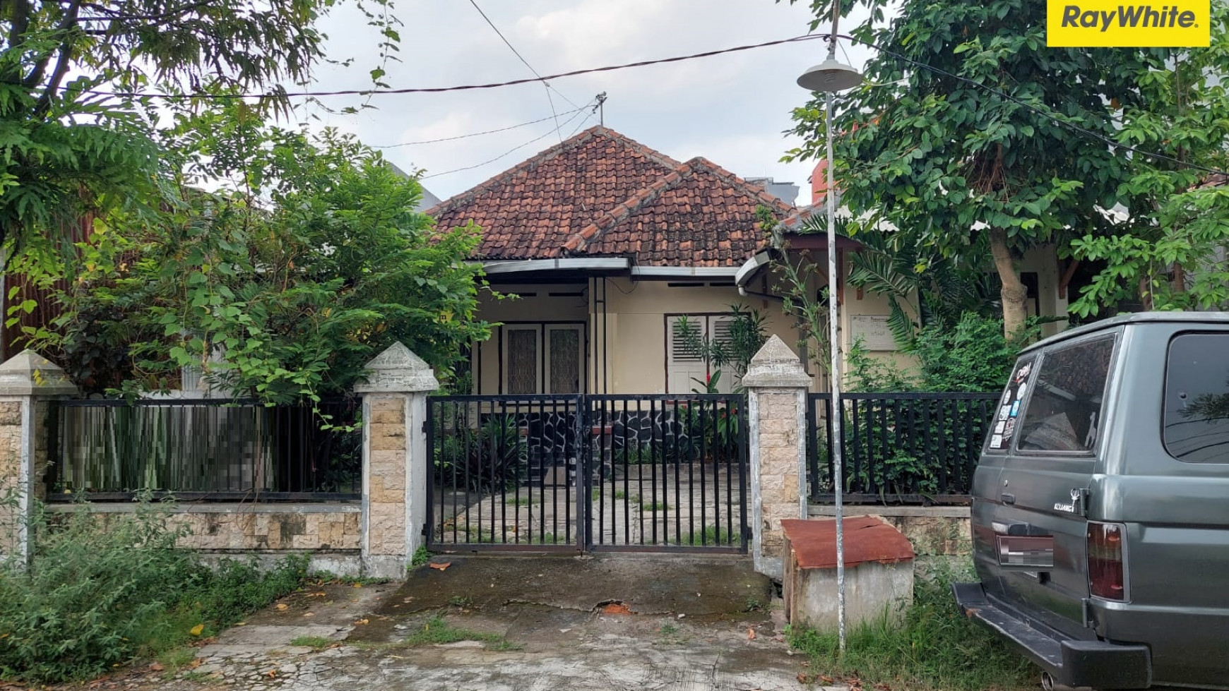 Rumah di Jalan Rokan, Surabaya Pusat