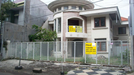 Rumah Mewah di Dharmahusada Indah, Cocok untuk Kantor/Resto/Cafe/Klinik dsb, Jalan Kembar