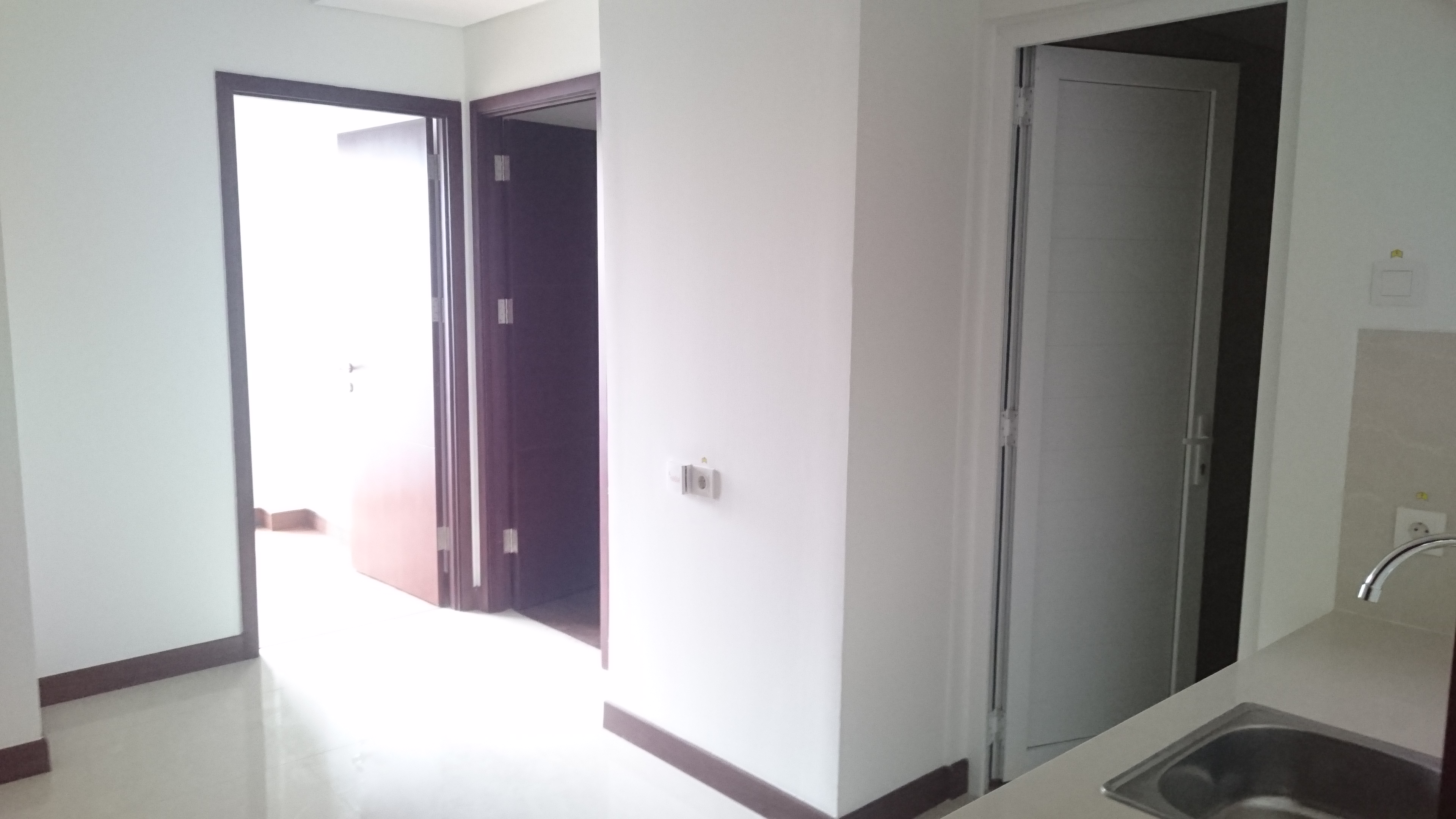 Dijual Apartment Springwood Tangerang   type 2BR,  Unit terbaik top floor diatas kota Alam Sutera. Pemandangan serasa di atas langit.