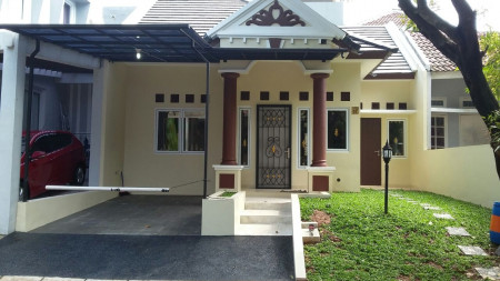 Dijual rumah cantik, murah, strategis, siap huni, Graha Raya Fedora III, Bintaro