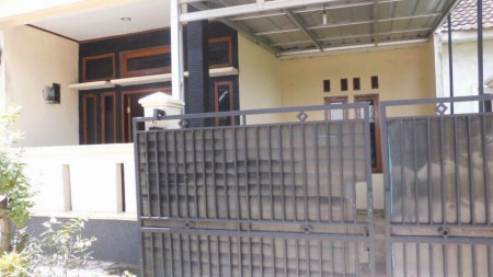 Dijual Rumah diperumahan BTN Terbesar Griya Indah Serpong, Renovasi bangunan, Rapih, siap huni