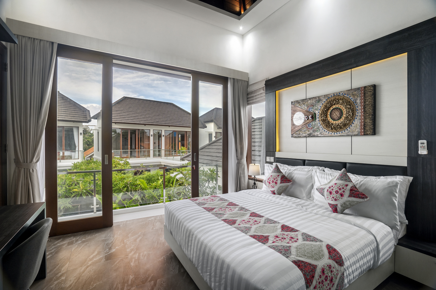 Leasehold Villa 3 Bedrooms in Heart of Seminyak