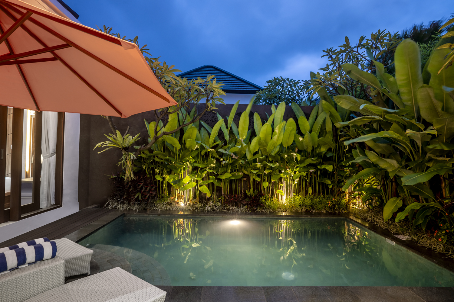 Leasehold Villa 2 Bedrooms In Heart Seminyak