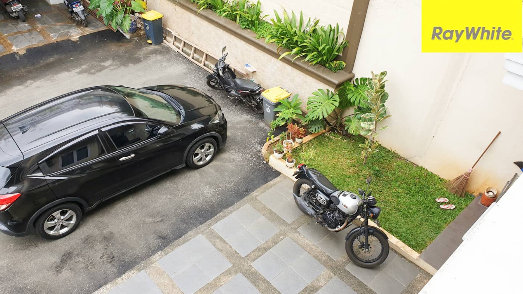 Rumah Cantik Minimalis Dalam Town House Di Kawasan Cinere