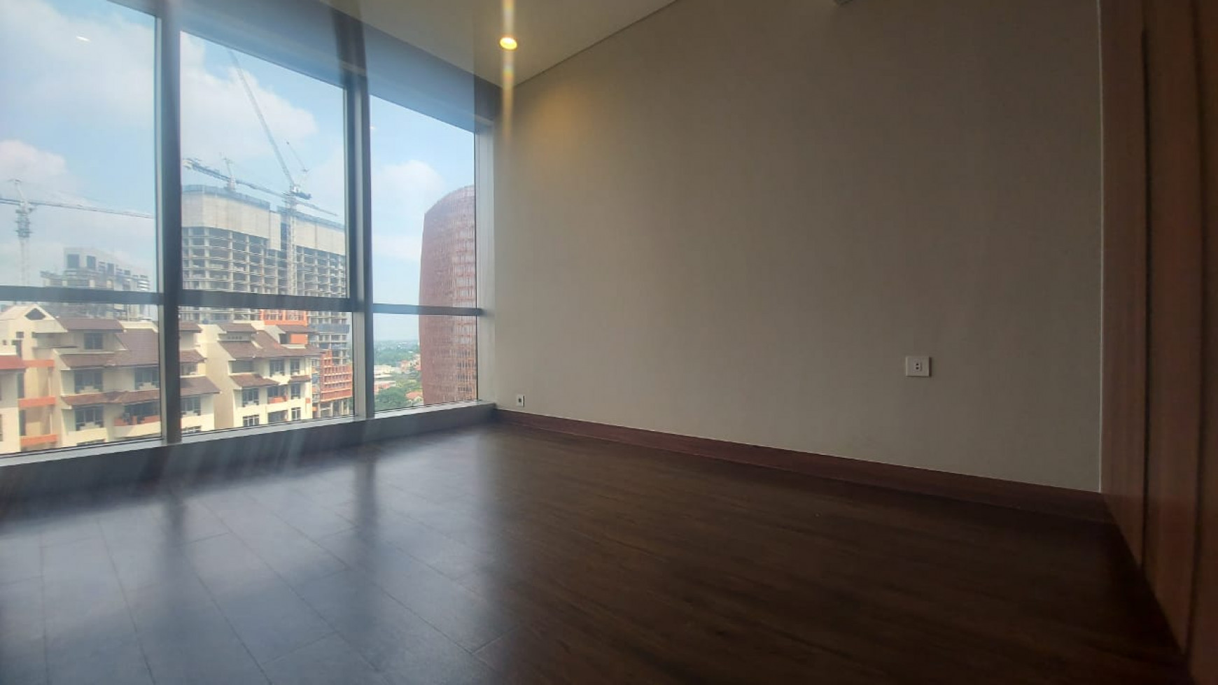 TB Simatupang Branz Apartment 3BR private lift