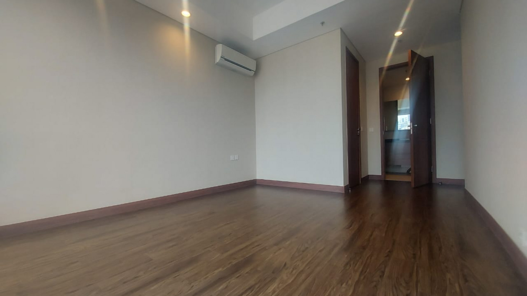 TB Simatupang Branz Apartment 3BR private lift