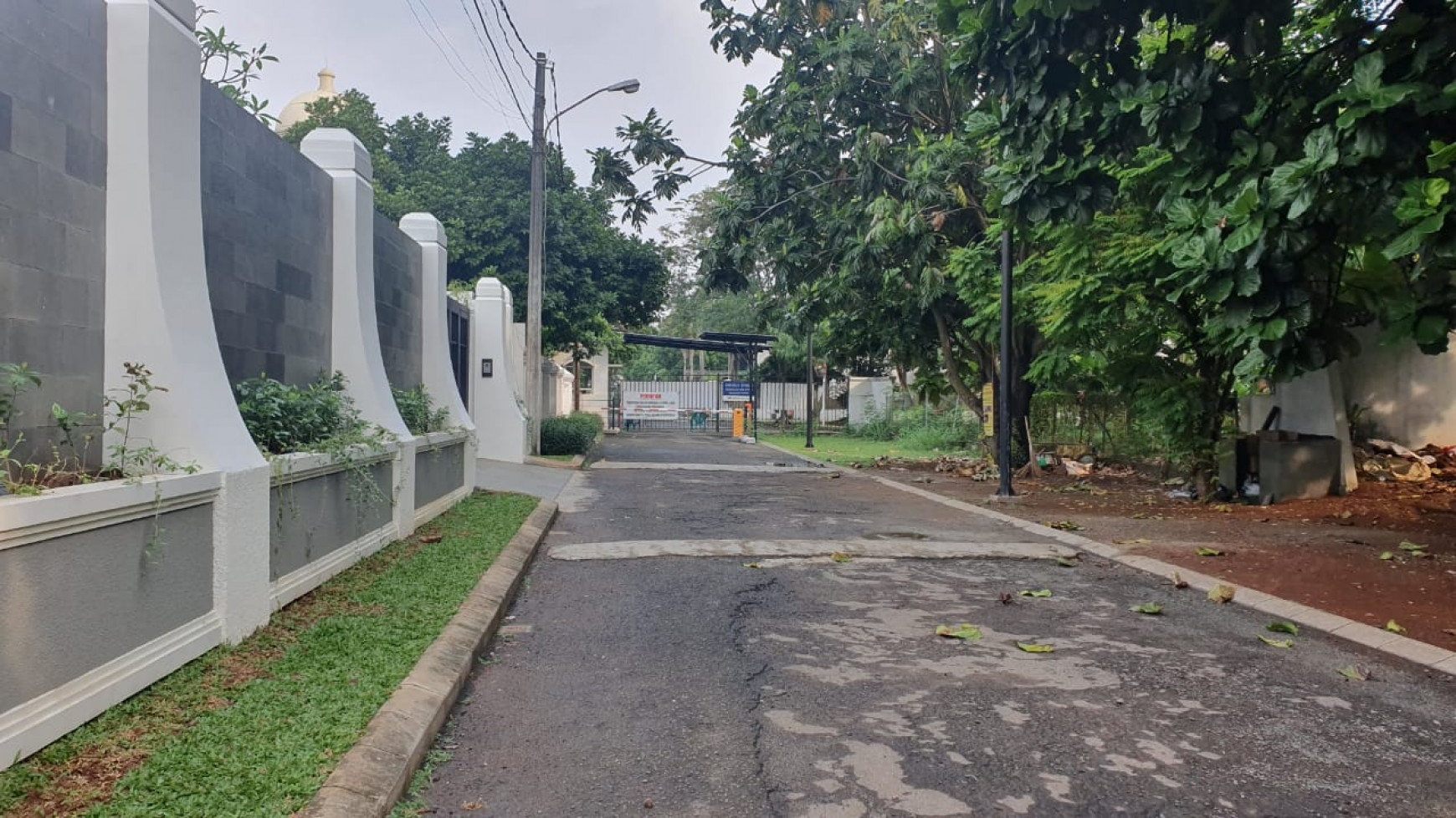 Dijual Murah Rumah Hitung Tanah di Lebak Bulus