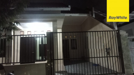 Rumah di Perum Pandugo Dekat Merr Rungkut, Surabaya