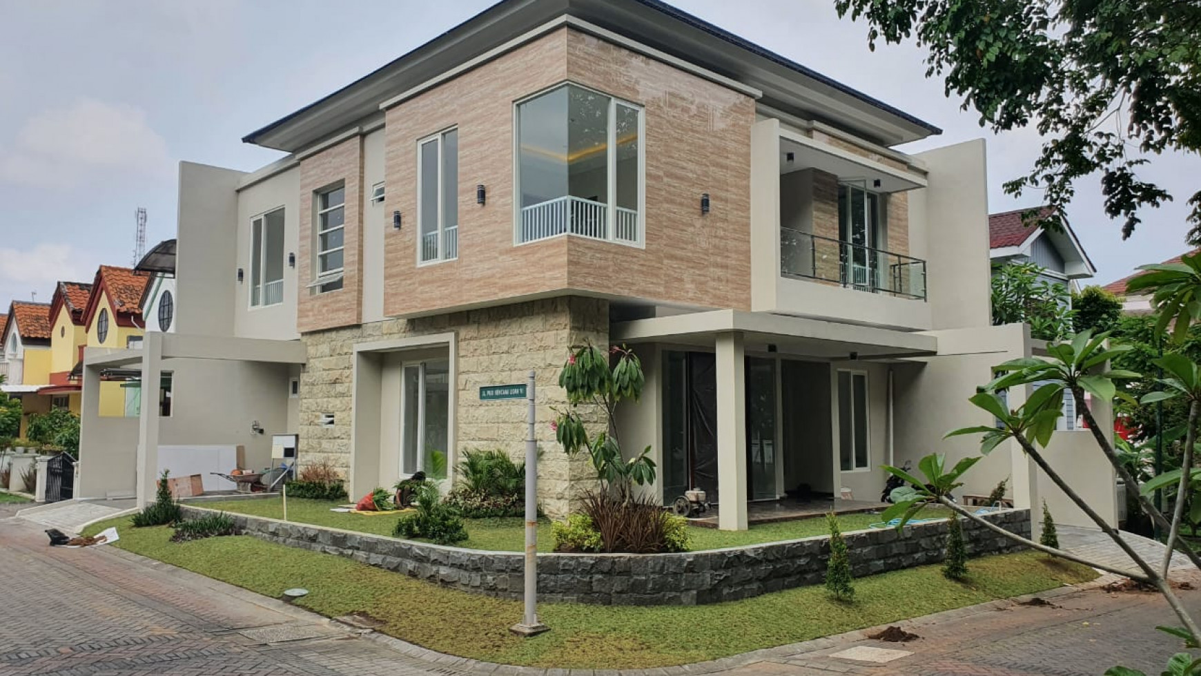 Dijual Rumah New Mewah Citraland Cluster TerDEPAN New Modern Minimalis