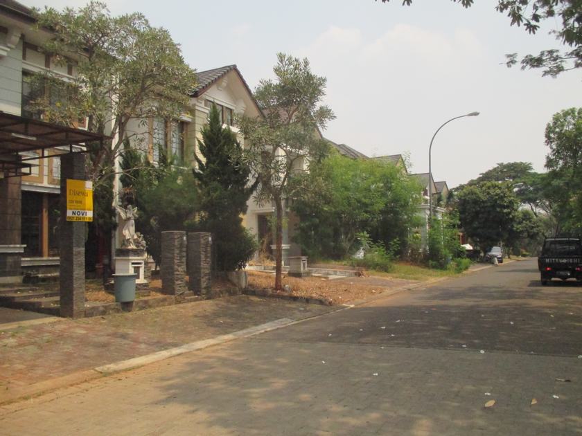 Disewa rumah strategis, Tengah kota, siap huni