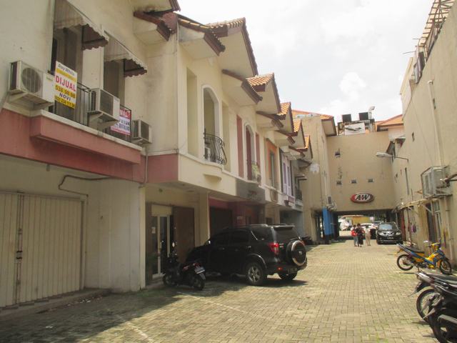 Dijual Ruko Strategis di Jl. Utama Bintaro, siap huni, siap pakai, siap Usaha, good invest