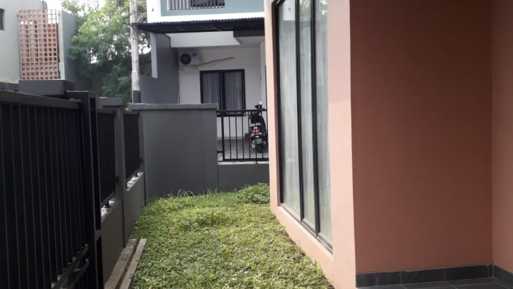 Rumah Lokasi Strategis dekat Bintaro Jaya @Golden Olive