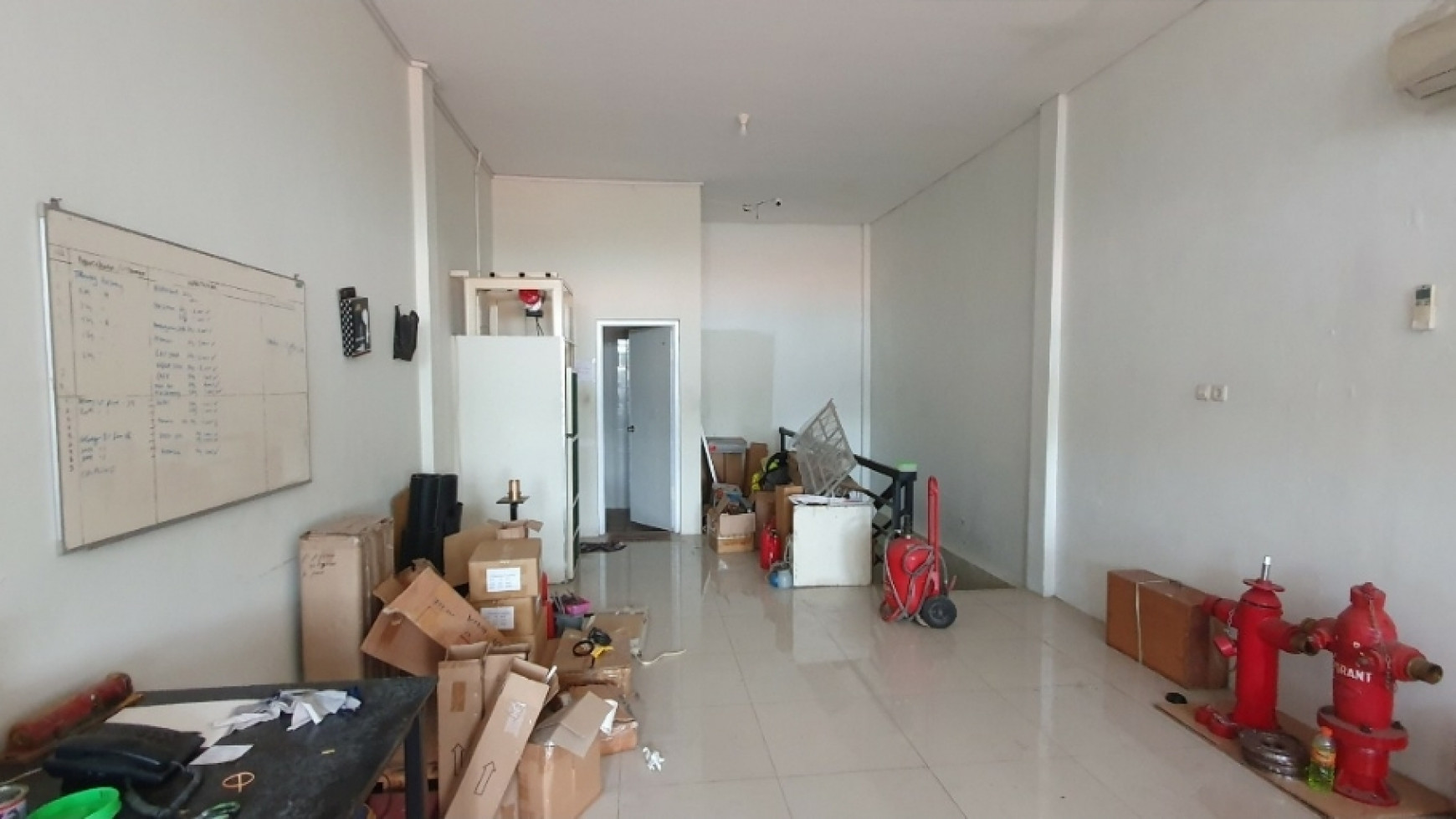 MURAH Ruko 4 Lantai Surabaya Pusat - Jl.Prapanca - Belakang BCA Diponegoro - Plus Lift + Billboard