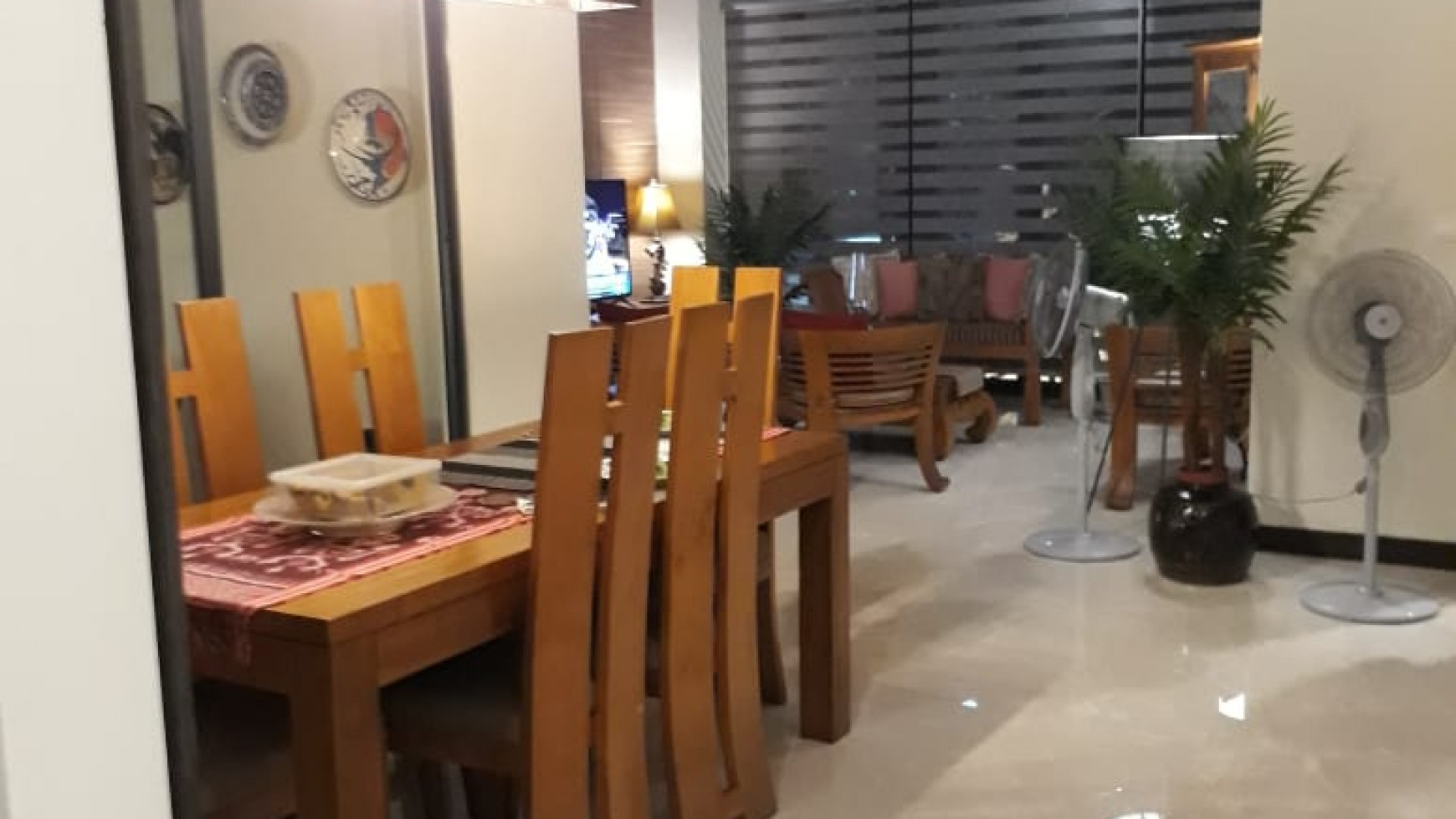 Di jual Rumah elite renovated Lance wood, Nava Park