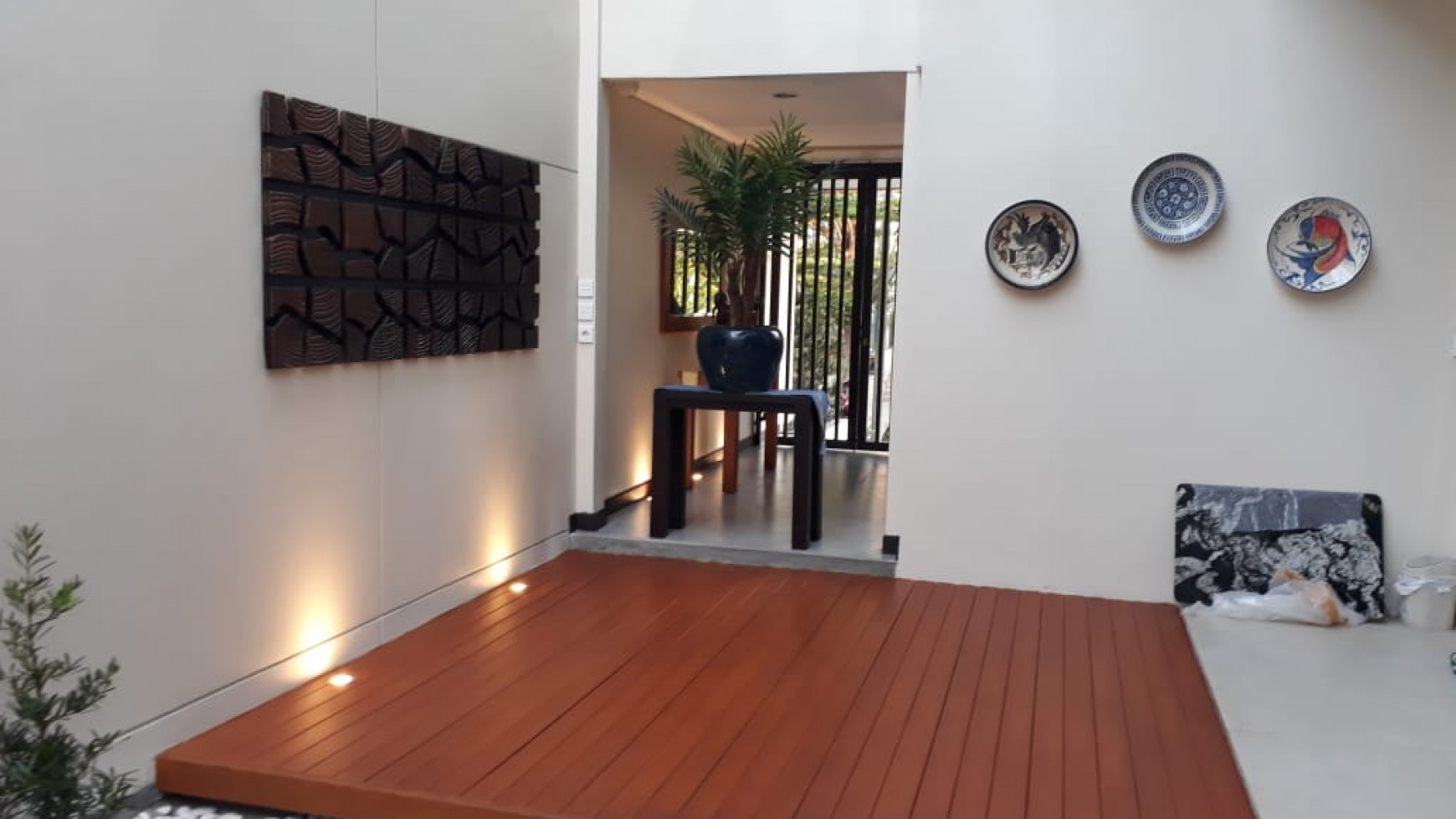 Di jual Rumah elite renovated Lance wood, Nava Park