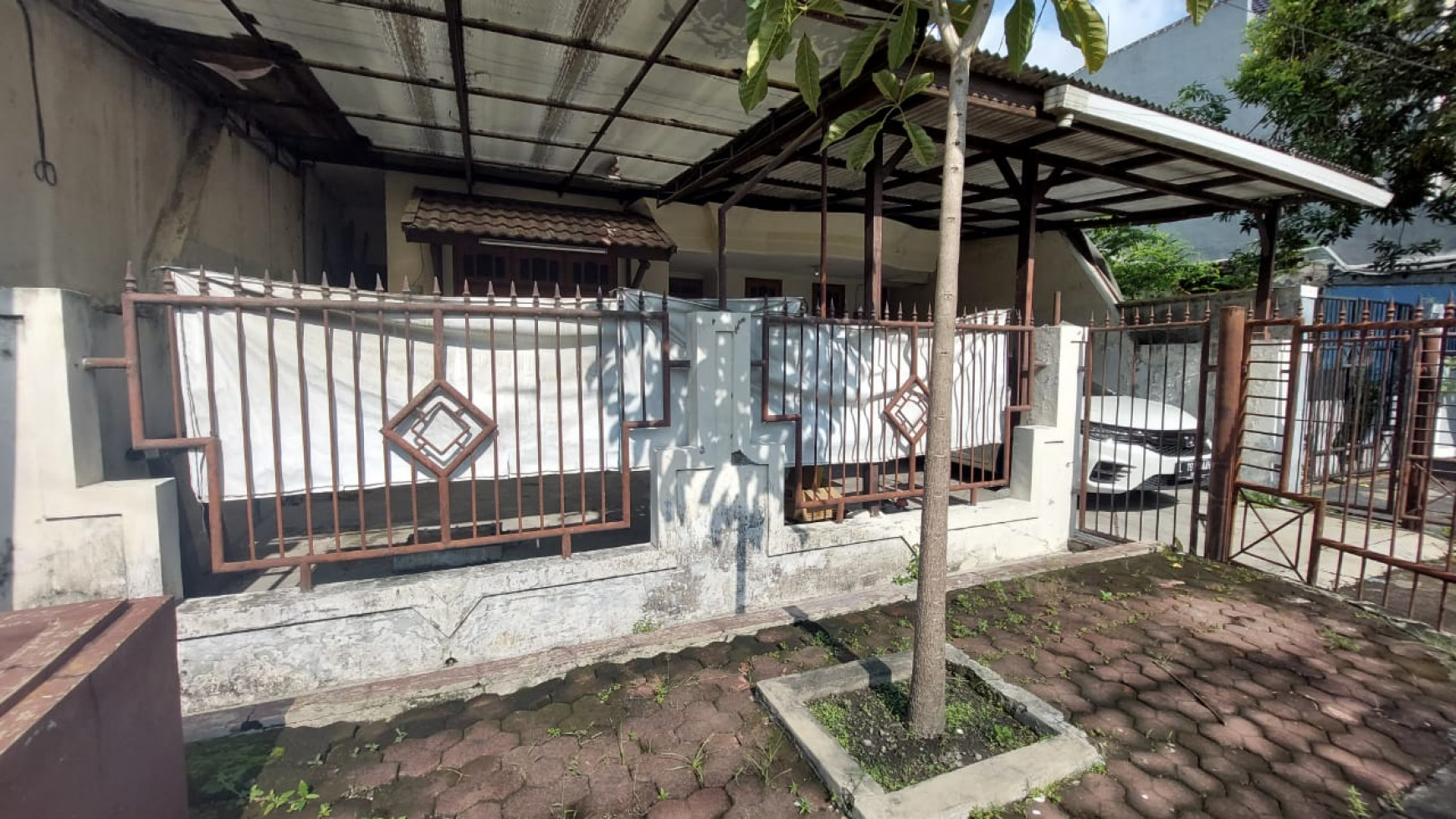 Rumah Hitung Tanah di Baruk Tengah Pondok Nirwana Executive Surabaya 