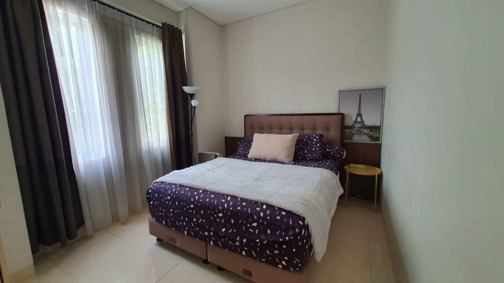 Rumah di Vanya Park Cluster Azura Full Furnished
