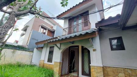 Rumah Dalam Komplek Asri Harga Sangat Terjangkau Di Graha Cinere