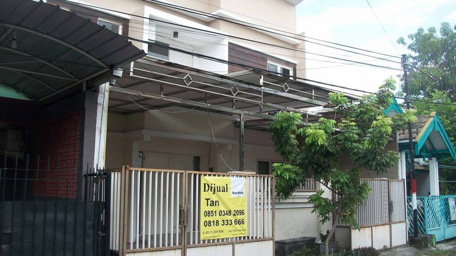 Rumah Baru Gress Modern Minimalis di Griya Babatan Mukti (dekat jalan utama), Siap Huni