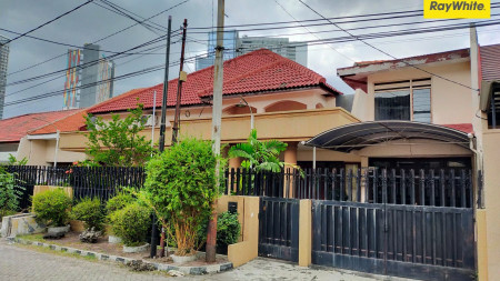 Rumah di Darmo Permai Timur, Surabaya