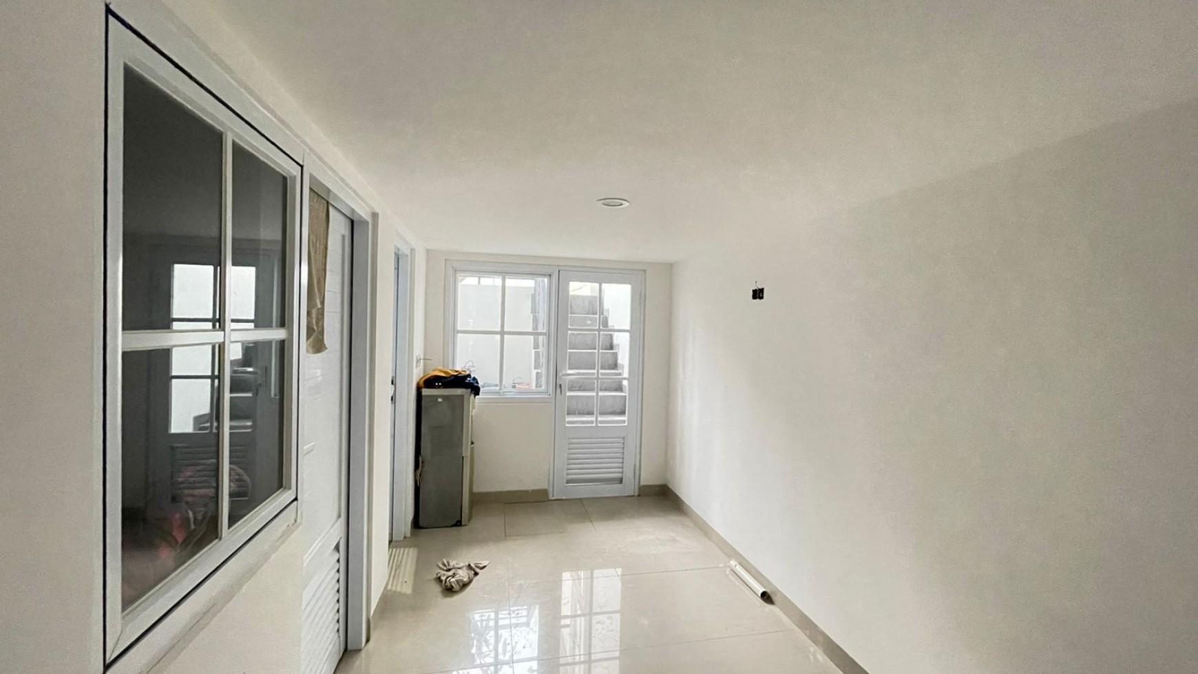 Rumah MEWAH Siap Huni dan Hunian Nyaman @Kebayoran Village