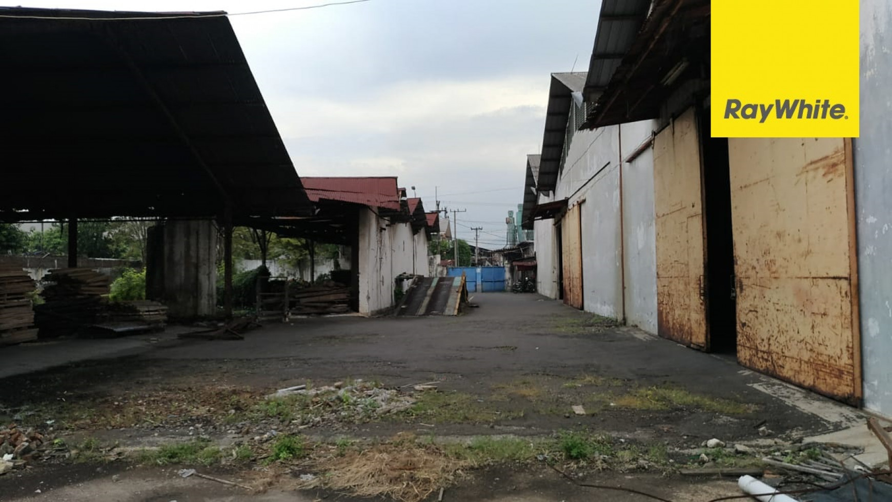 Gudang di Desa Kebonanom, Gedangan, Sidoarjo