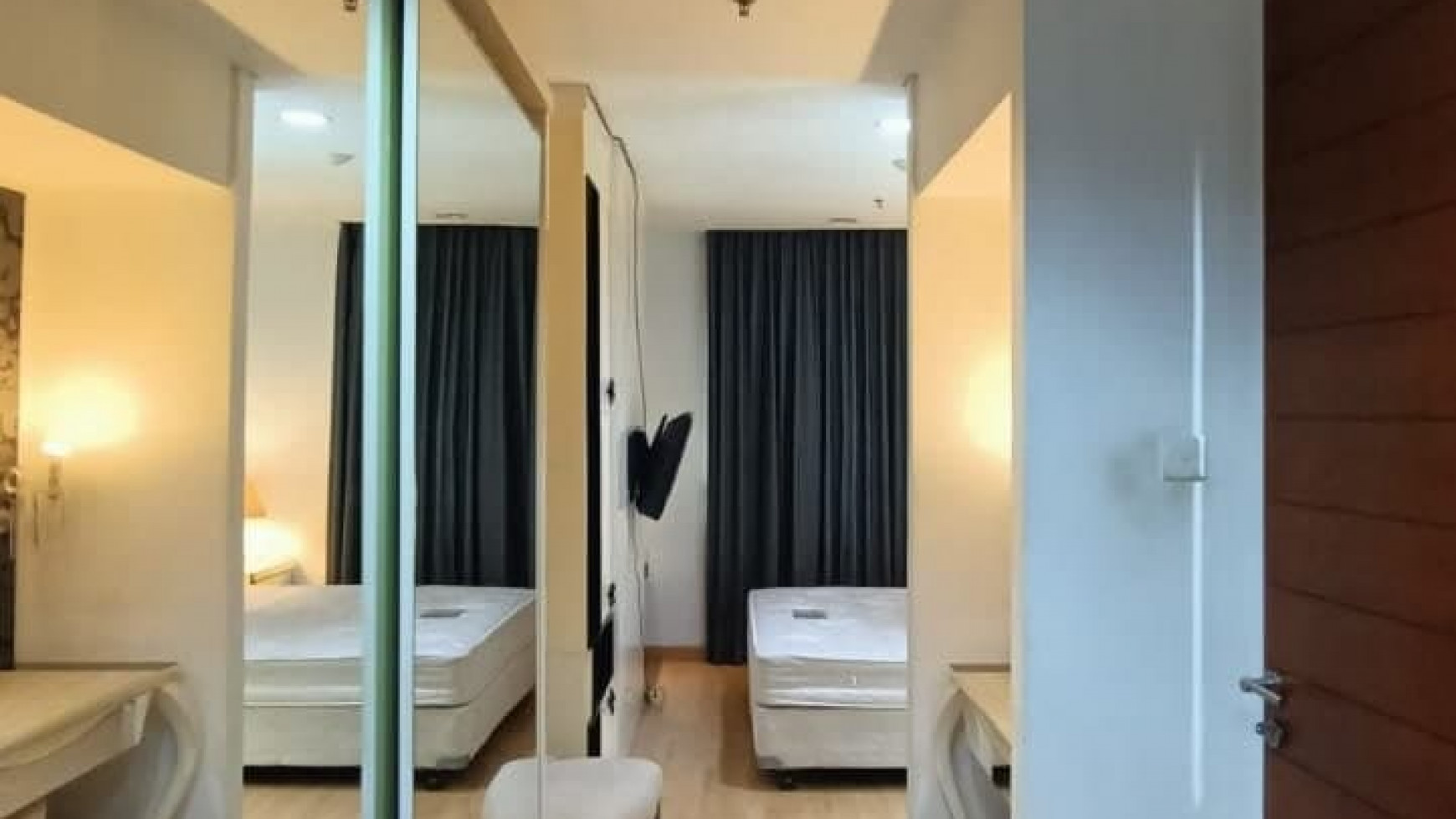 Apartemen Waterplace De Residence Tower D Lantai 16 w/ Private Lift