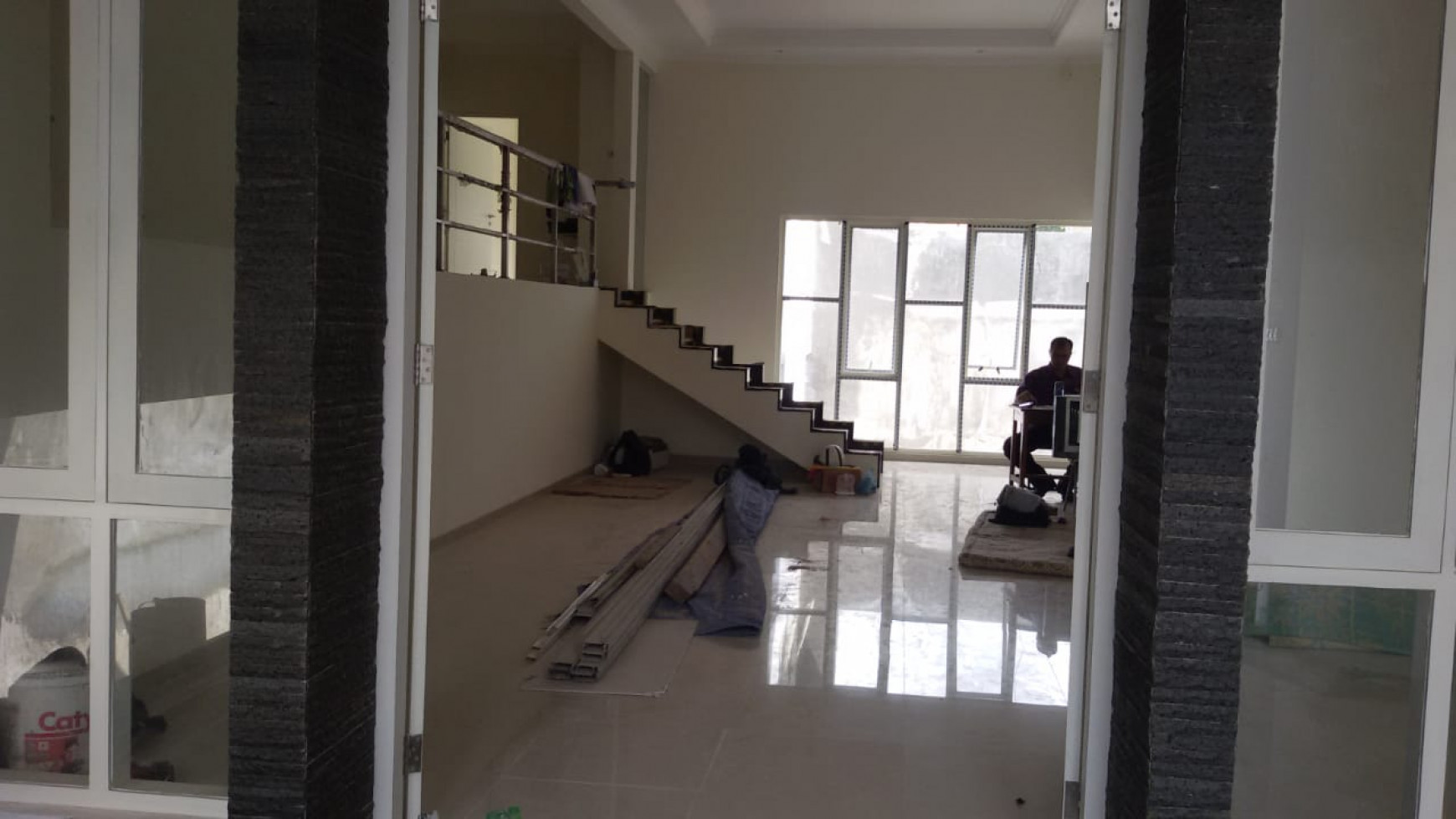 Rumah Kendangsari Surabaya 5BR