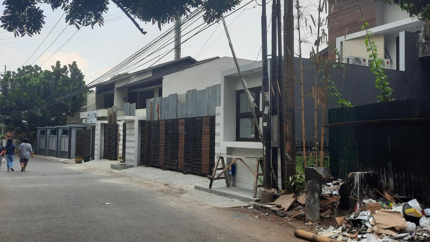 Rumah Hiting Tanah Gresik Malang