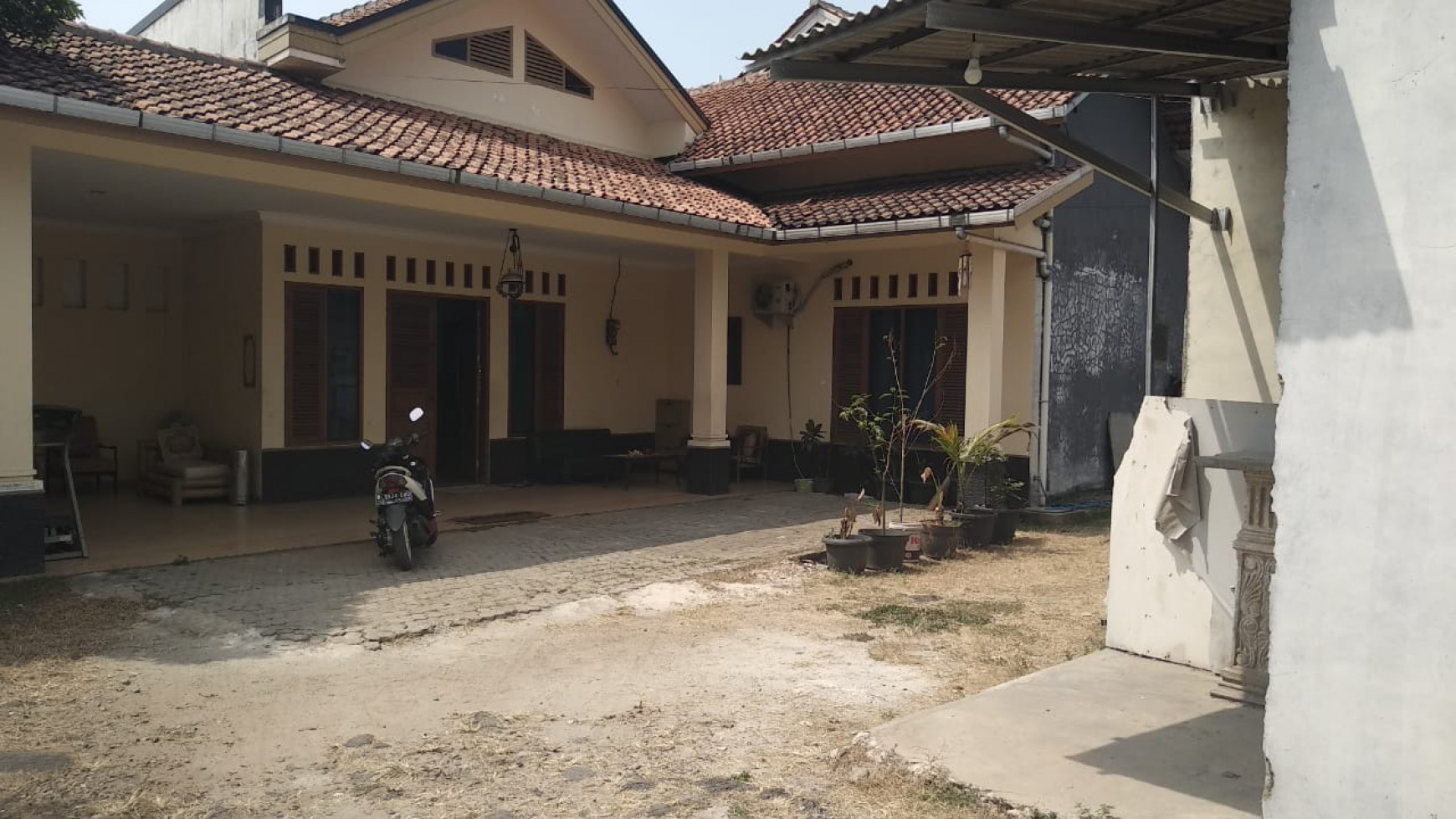 Pinggir Jalan Raya Besar, Ada 5 Toko Sudah Tersewa Semua, Jl. Tumaritis, Harjamukti,  Harga NEGO