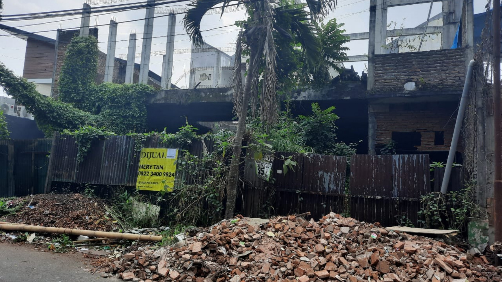 Dijual Rumah Jalan Gresik Malang Hitung Tanah 