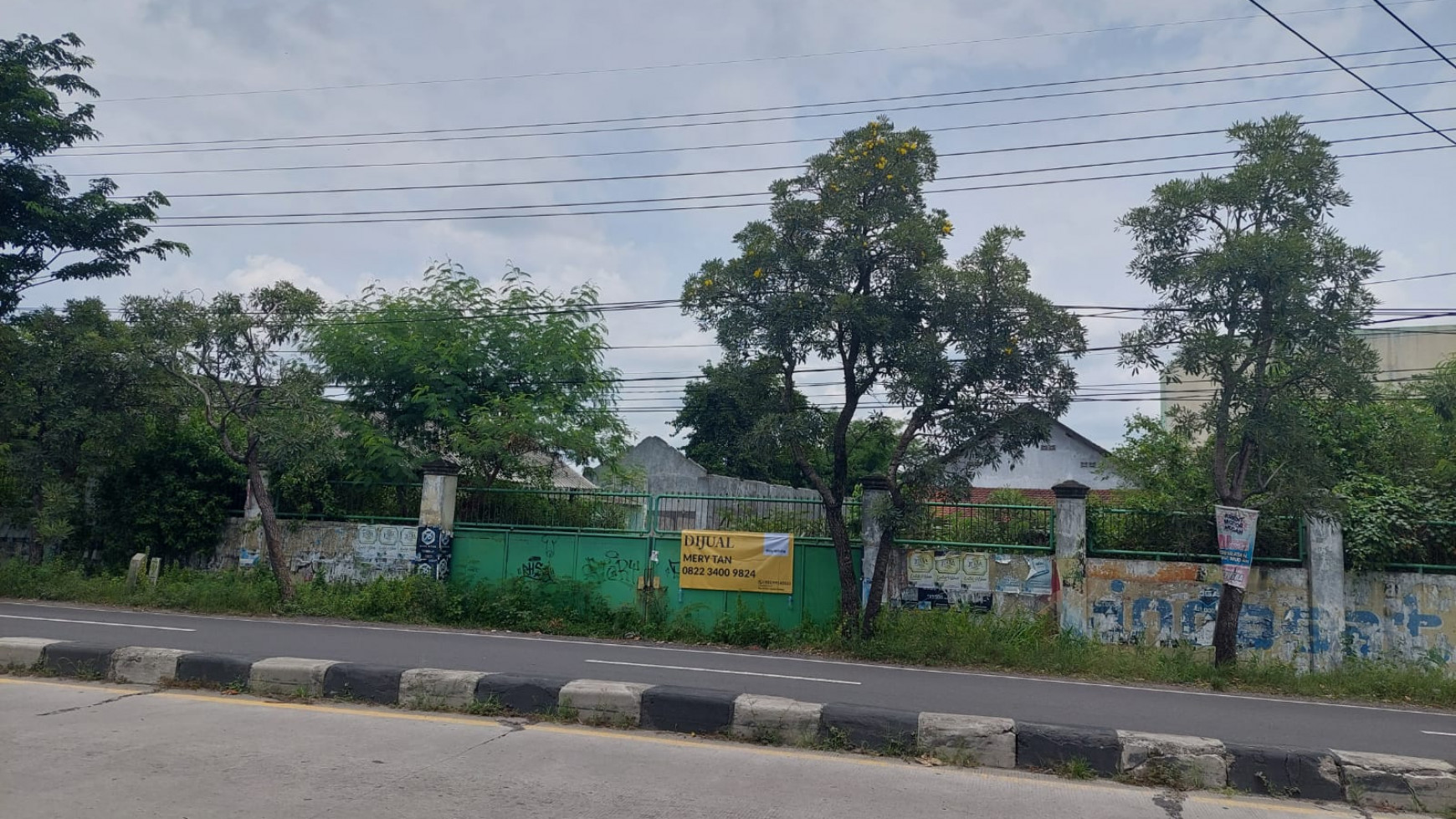 Dijual Lahan Ada Bangunan Siap Bangun Jalan Peterongan Jombang 