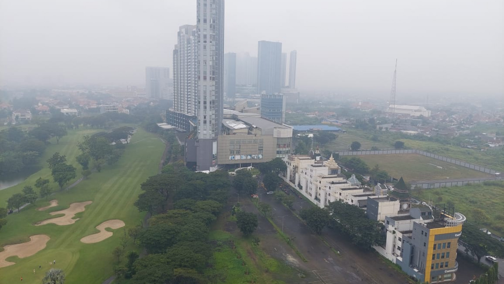 Apartemen Puncak Bukit Golf w/ Long Golf View