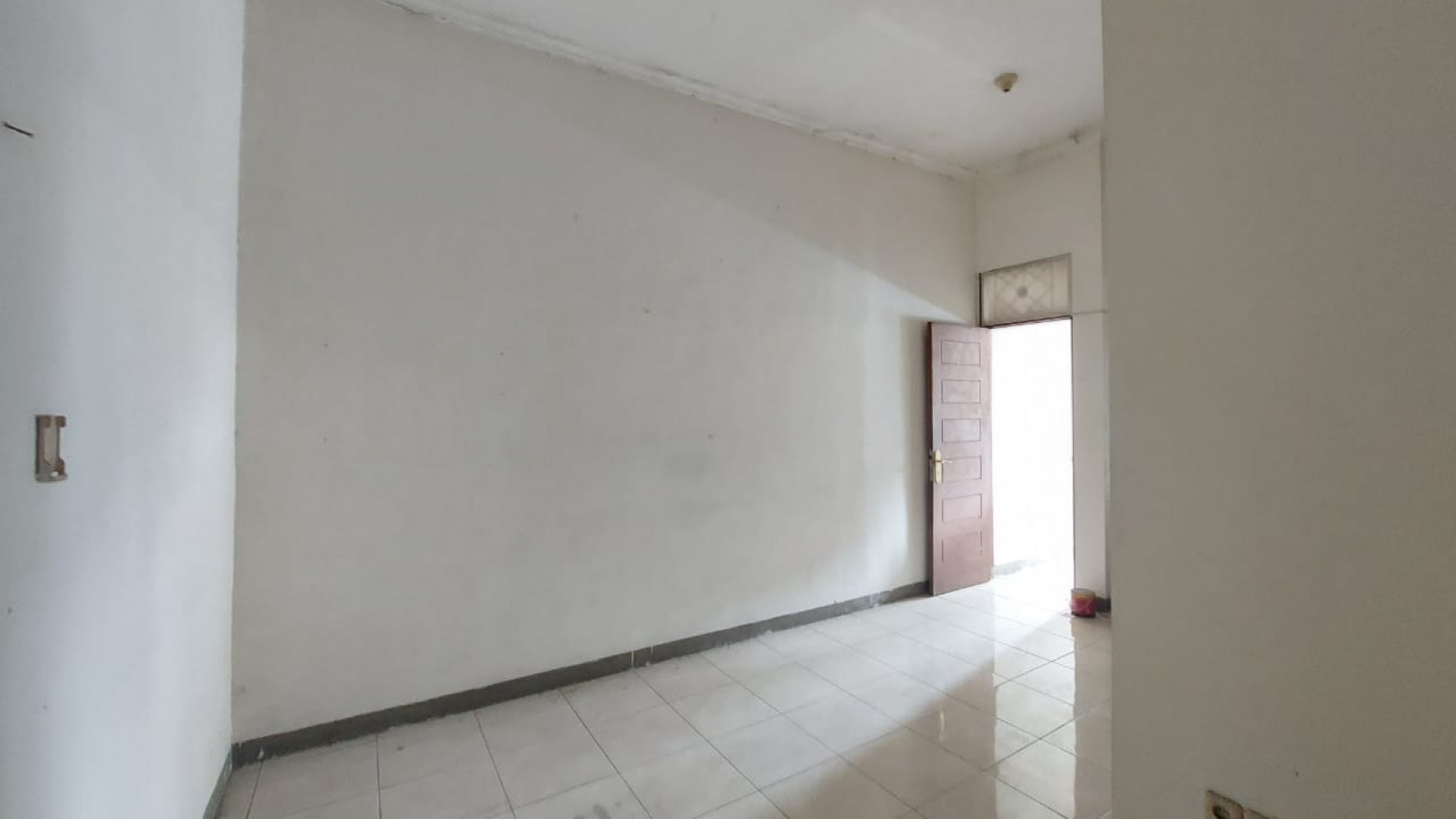 Rumah Hitung Tanah di Pondok Nirwana Executive DIJUAL CEPAT