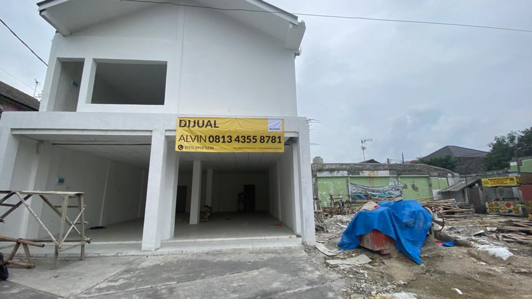 Dijual Rumah Kantor 2,5 Lantai Baru Area Bekasi