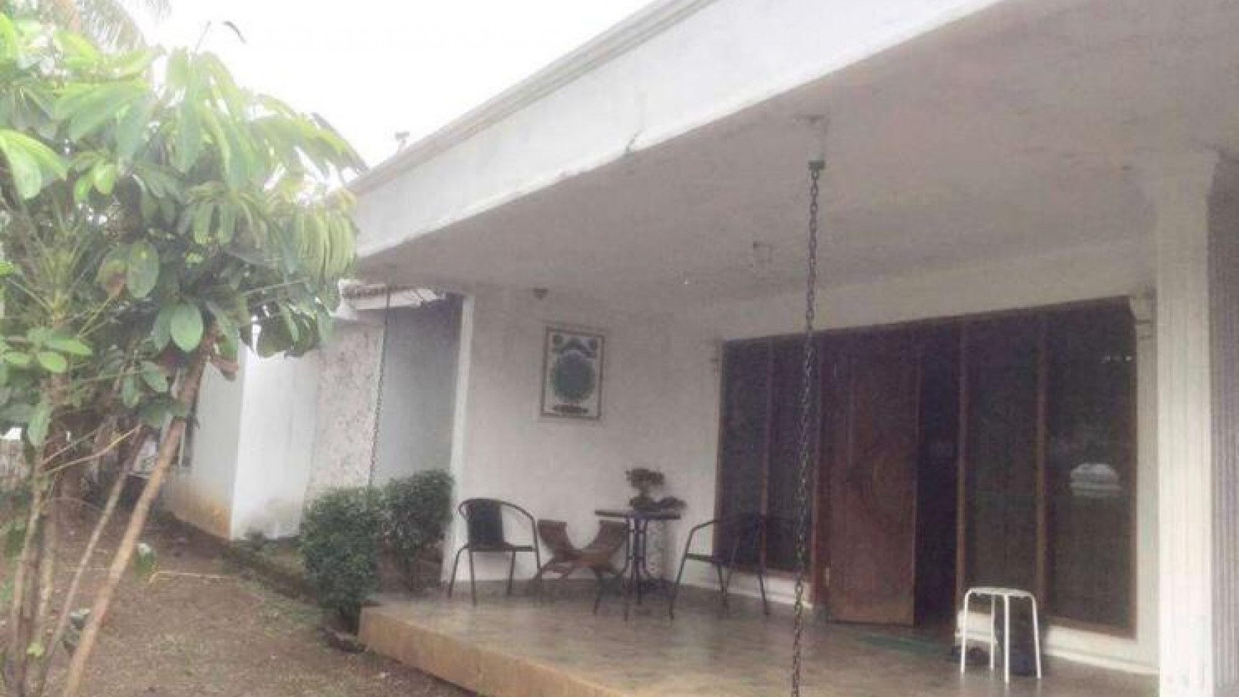 Rumah cantik,siap huni dalam komplek pertukangan.