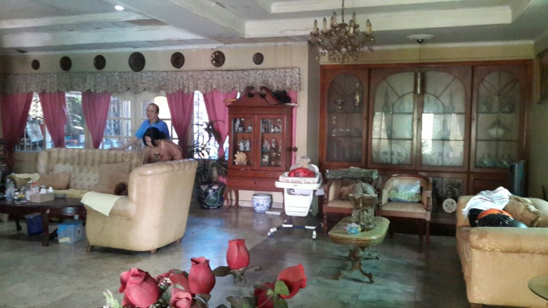 Rumah cantik,siap huni dalam komplek pertukangan.