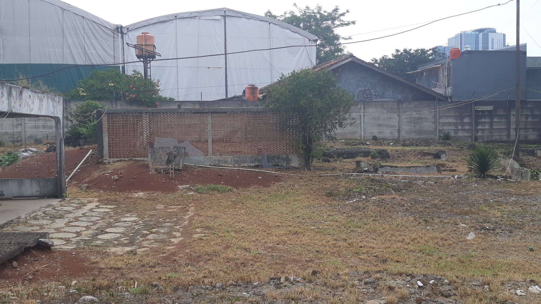 Dijual Tanah besar Bonus Rumah Cilandak Dekat TB Simatupang