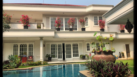 For Sale Classic house at Cilandak Barat close to Tb Simatupang