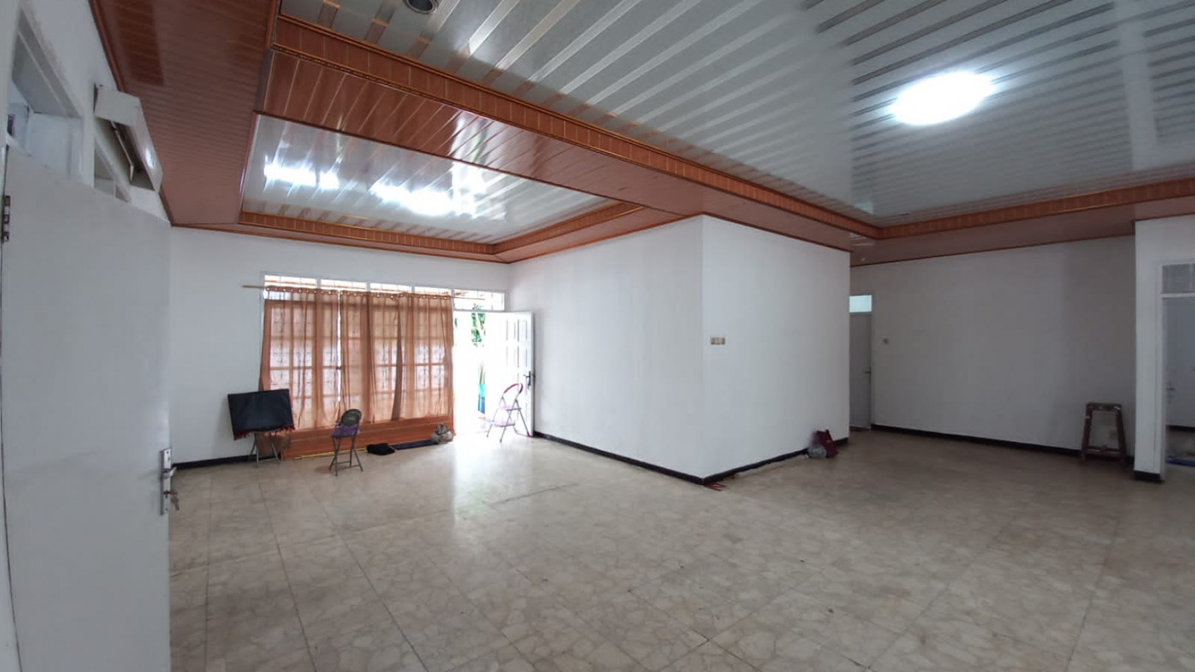 Rumah Siap Huni dan Strategis @Tanah Kusir