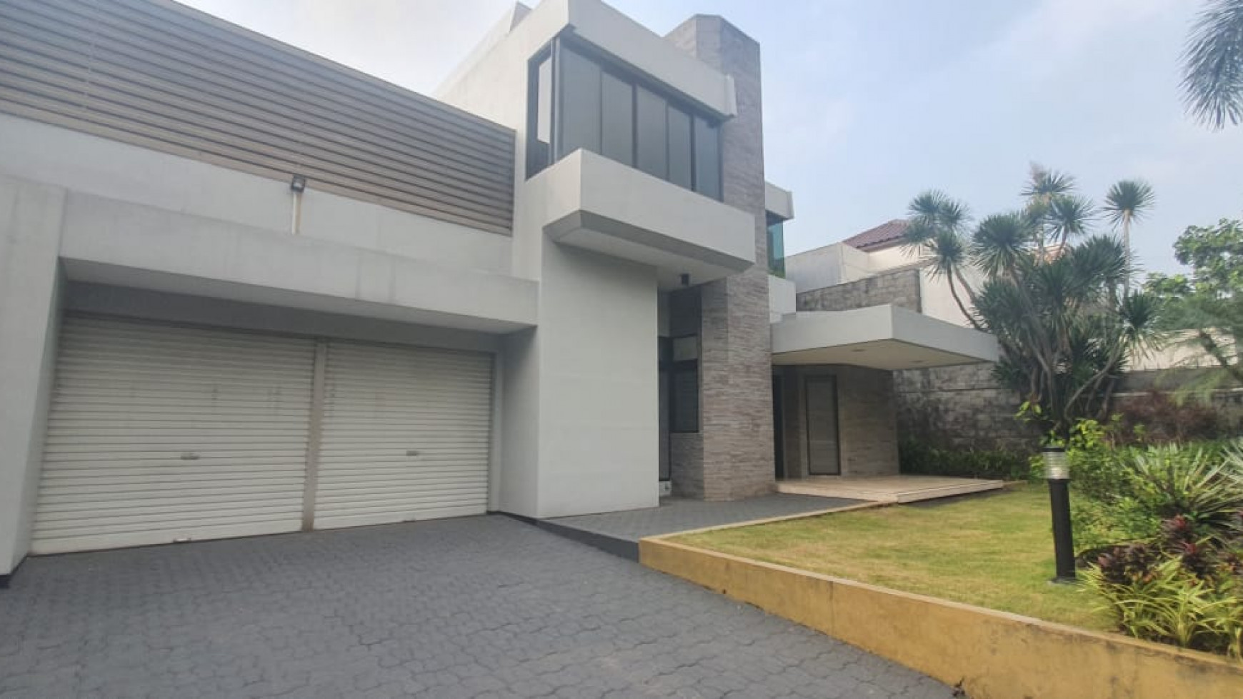 Rumah 2lt Permata Hijau Lokasi Tenang