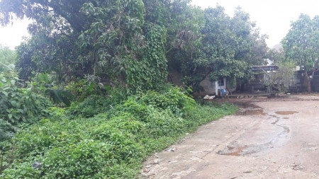 Tanah sangat murah di Meruyung, lingkungan dekat perumahan