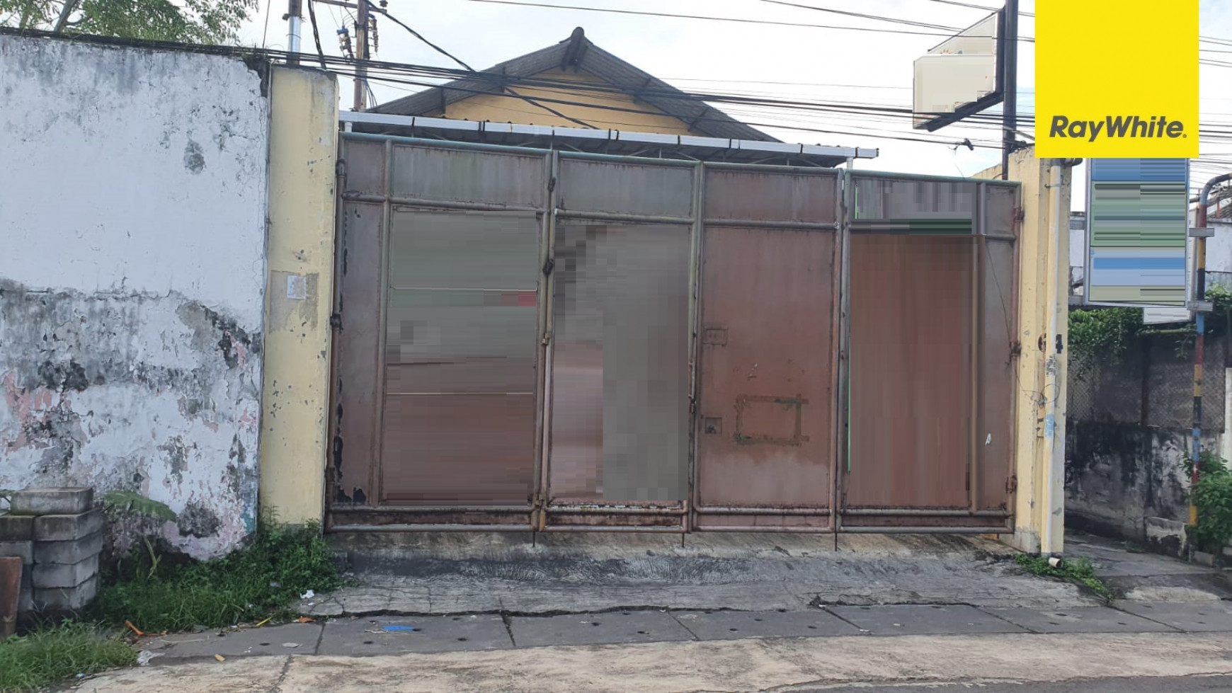 Rumah Usaha 2 lantai di Petemon Barat, Surabaya