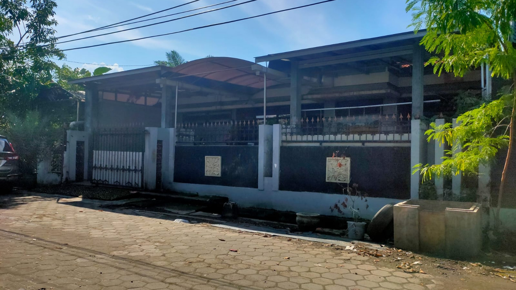 Dijual Rumah dan Kebun di Rungkut Menanggal Harapan Luas Harga Ekonomis