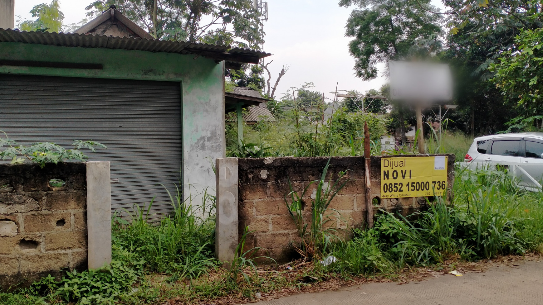 Tanah di Cibubur, masuk dua mobil, cocok sekali untuk bangun town house, harga nego