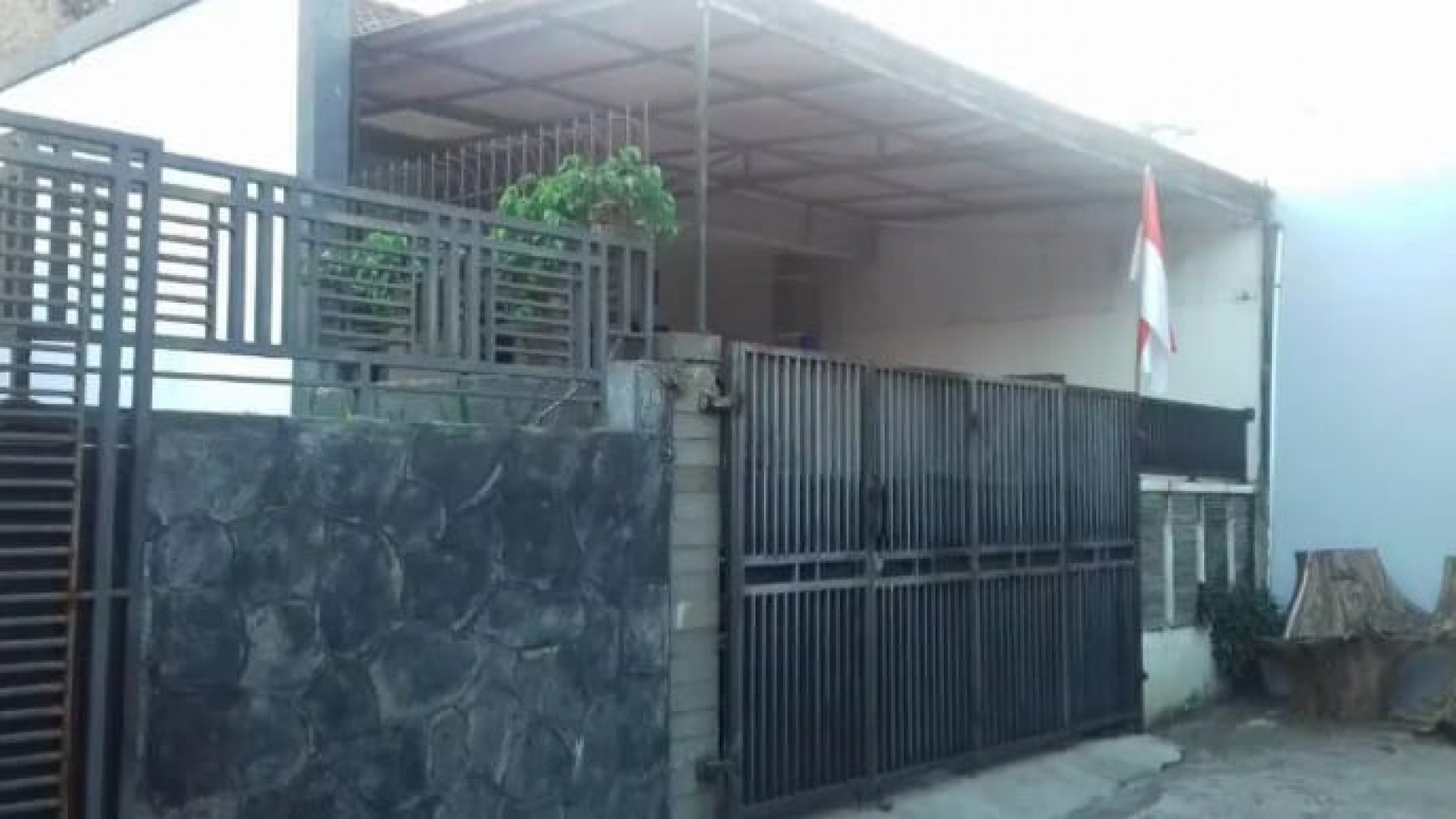 Minimalis  Rumah di Puncak Sariwangi