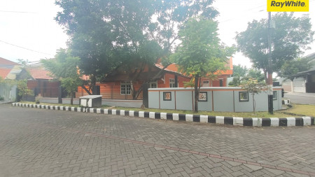 Rumah di Gayungsari, Surabaya