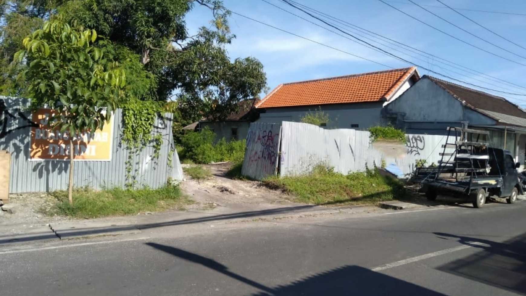 Dijual Tanah Luas 4110 m2 Jalan Raya Canggu - Desa Tibubeneng - Kuta Utara - Badung - BALI - Cocok buat Villa , Hotel, Cafe , Apartemen , Resto dll..